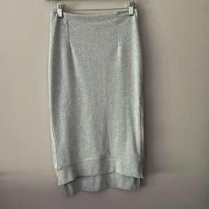 Romeo & Juliet couture size Small sweater skirt